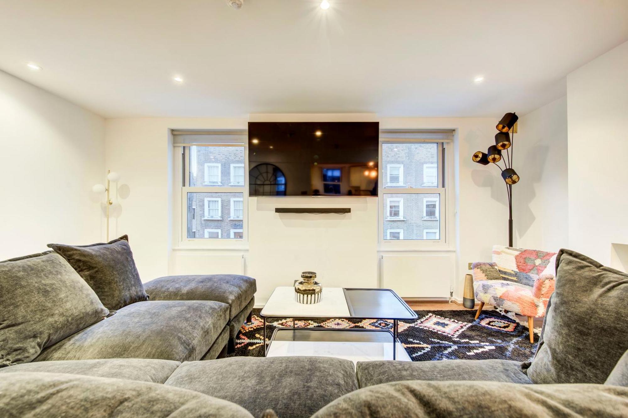 Prime Location Marylebone 4 Bed Designer Flat Londra
